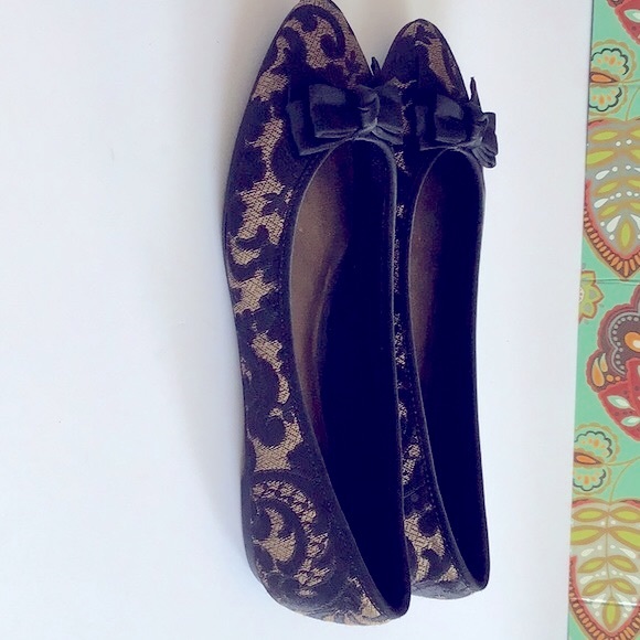 Ann Taylor black & gold  loft flats 🥿 - Picture 10 of 11